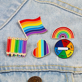 Harga Kilang Kustom Bendera Keras Lembut Enamel Brooch Metal Lapel Pin Rainbow Badge LGBT Gay Pride Pin